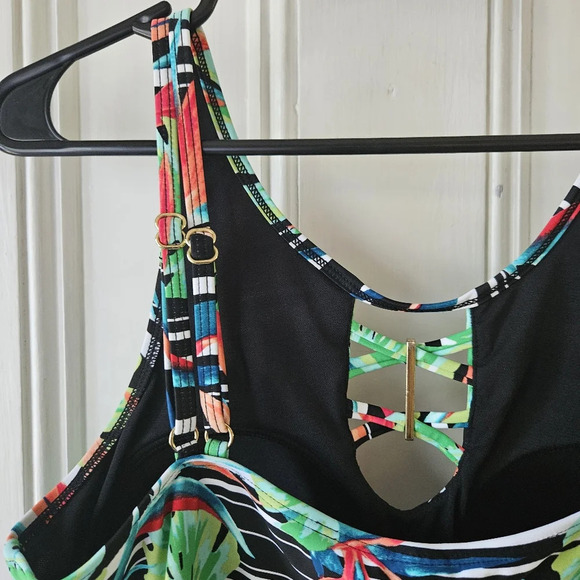 St. John's Bay Tropical Swimsuit Top Size 14 - Picture 7 of 12